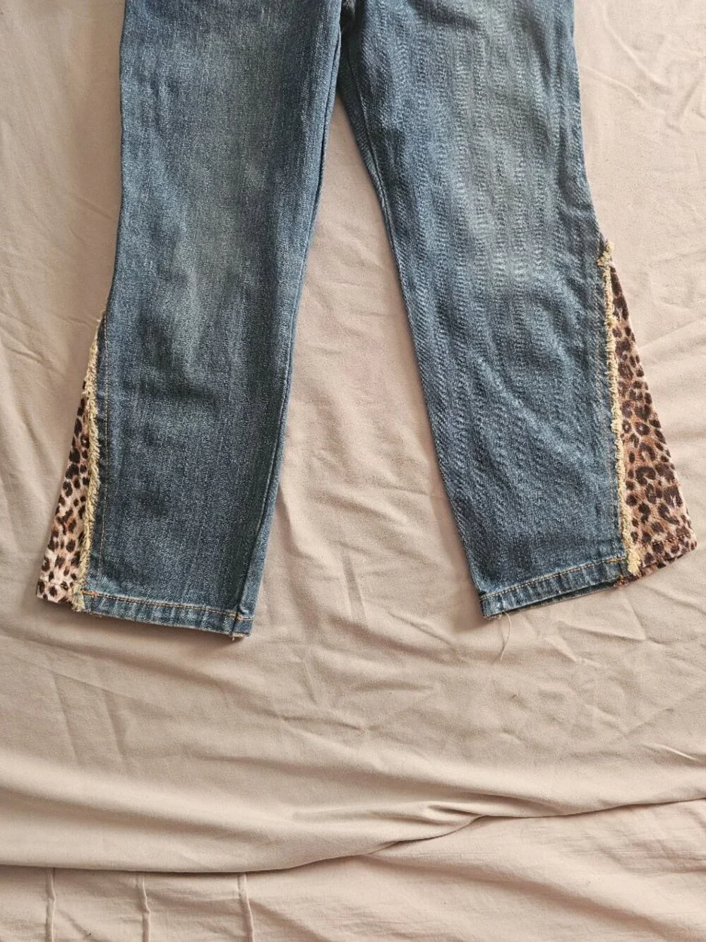VTG Y2K The Childrens Place Girls 4 Denim Jeans Leopard Cheetah Flare Insert